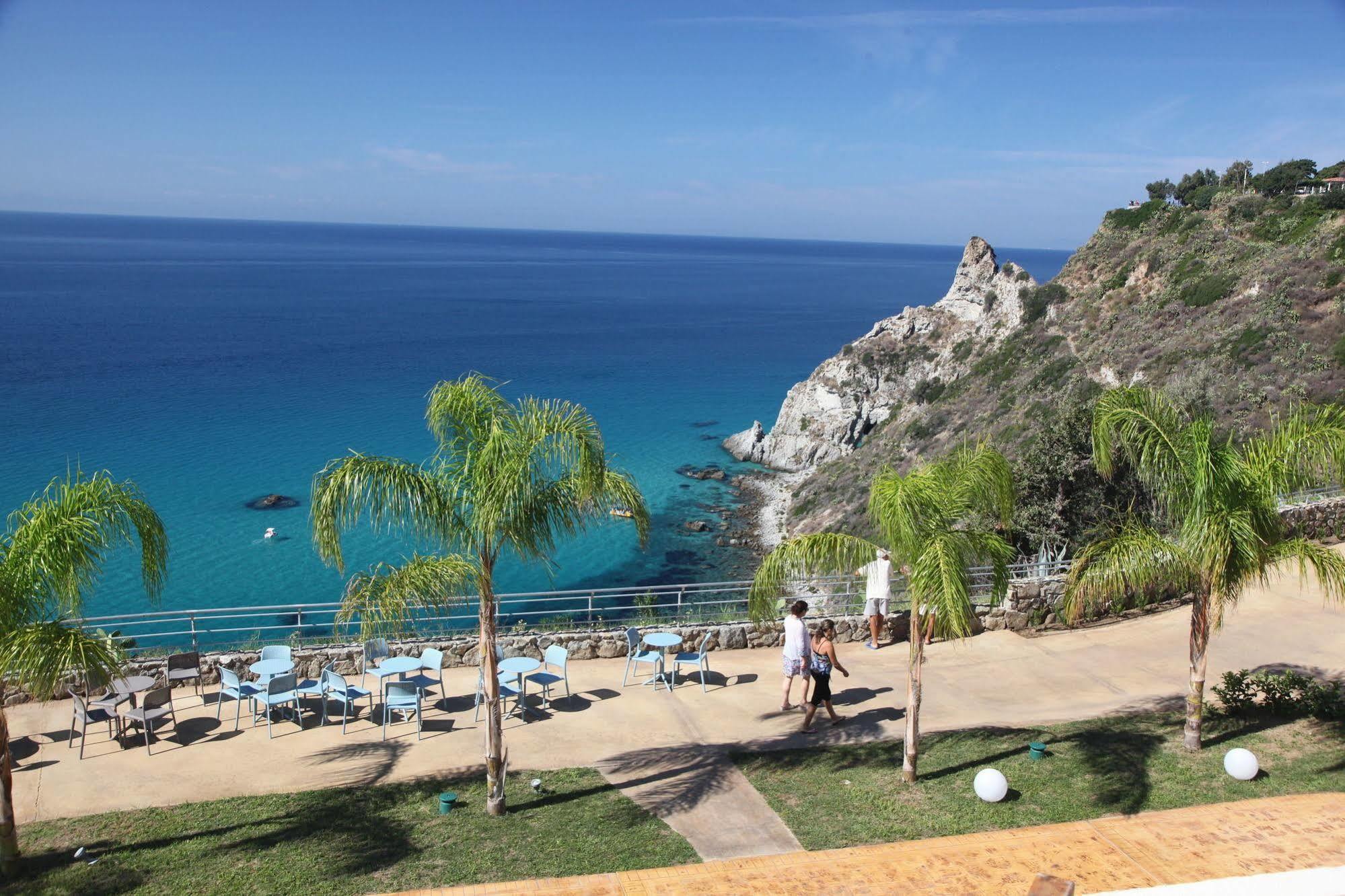 Blue Bay Resort Capo Vaticano Εξωτερικό φωτογραφία